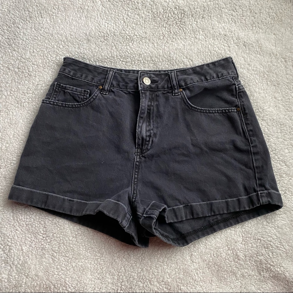 🪲 PacSun black mom shorts